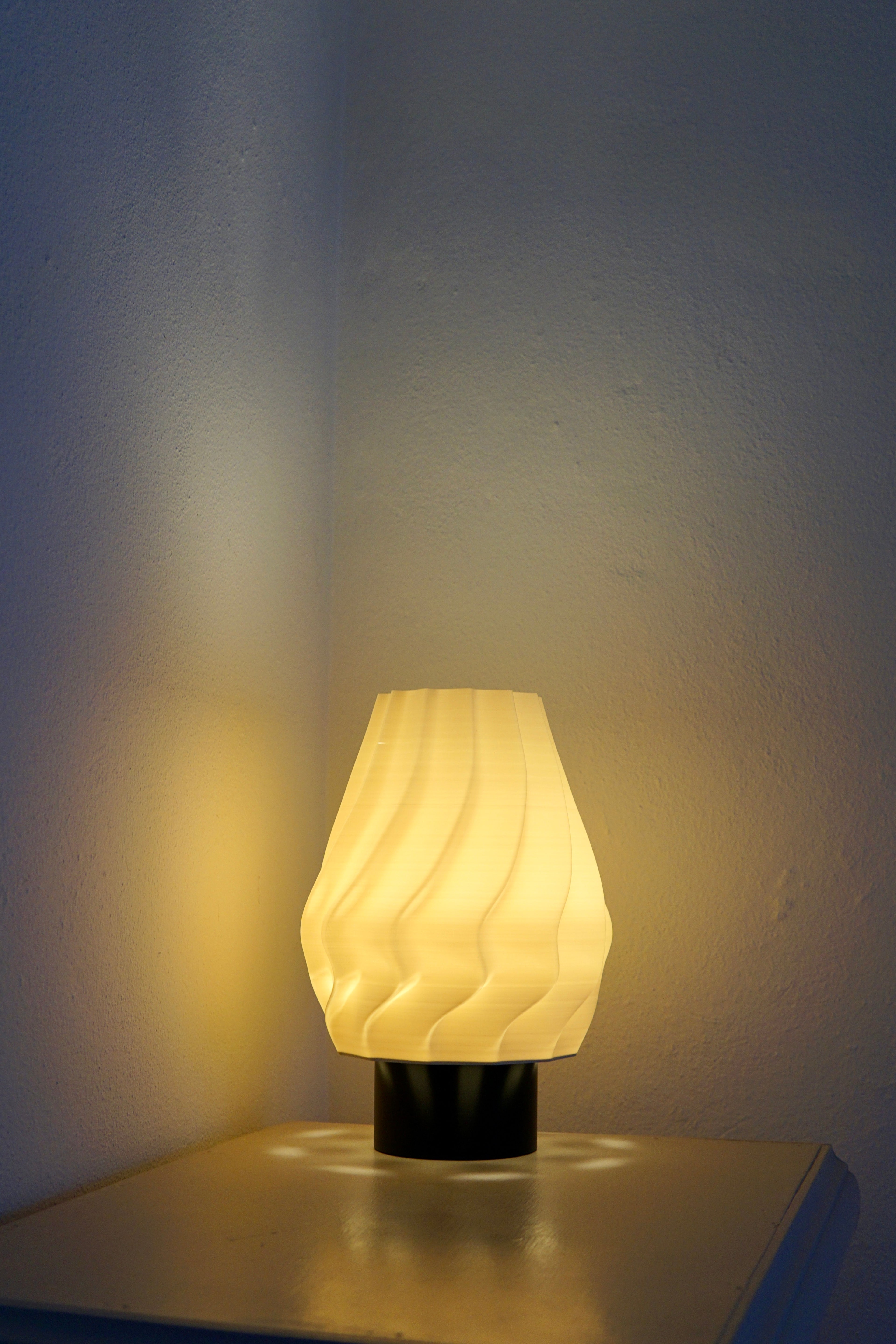 North Sea Wave L Off White Smooth - Bordlampe